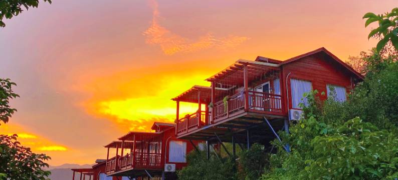 灵龙谷华丰山庄图片