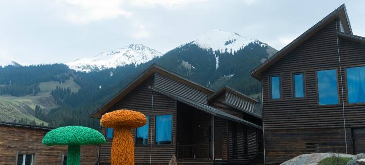 琼库什台阅木山居民宿图片