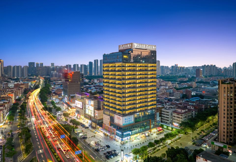 佛山桂城亚朵酒店外景图