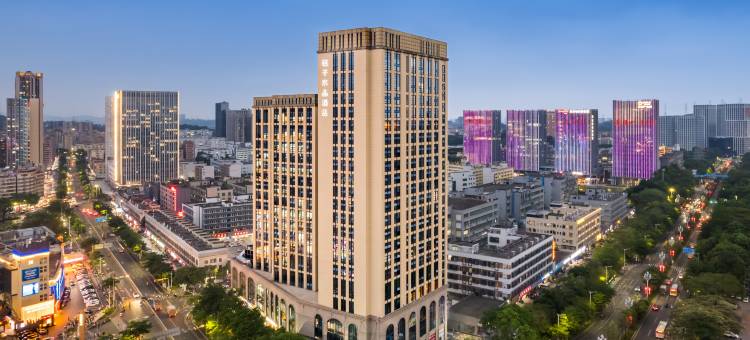 深圳大浪商业中心桔子水晶酒店图片