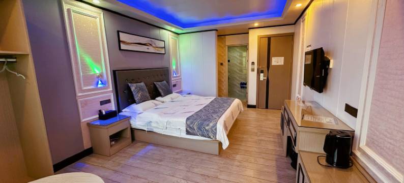 万光小城酒店(柳州柳江新兴中学店)图片