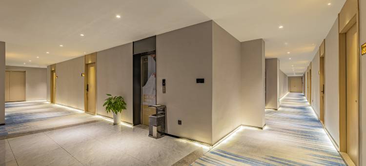 艺龙安云酒店(江阴璜土镇石庄客运站店)图片