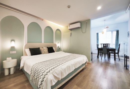 The Land Hotel & Apartment外景图