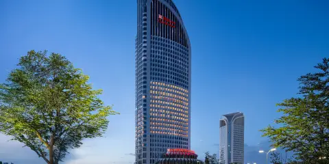 烏魯木齊站希爾頓花園酒店