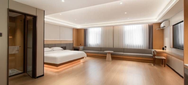 云季酒店(赤峰林西一中店)图片