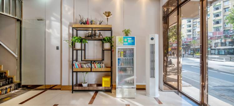 布丁严选酒店(杭州运河大关地铁站店)图片