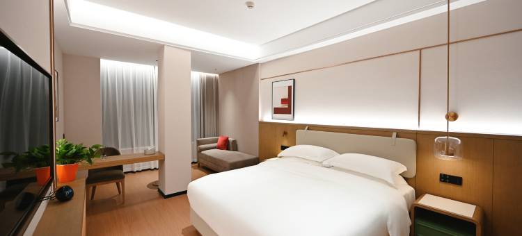 克拉玛依区澜庭酒店(汇嘉滨河广场店)图片