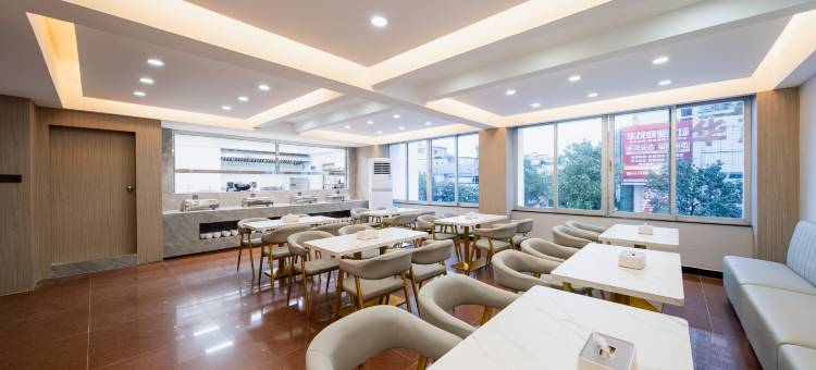 丽呈熹玥酒店(惠阳高铁站开城大道店)图片