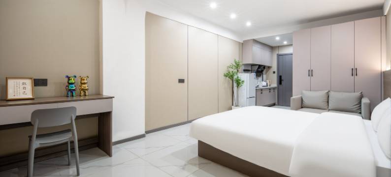 Homeplus公寓(武汉大学人民医院东院藏龙东街地铁站店)图片