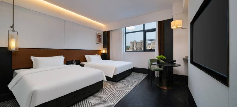 艾曼尼酒店(新密曲梁工业园区大学南路店)图片