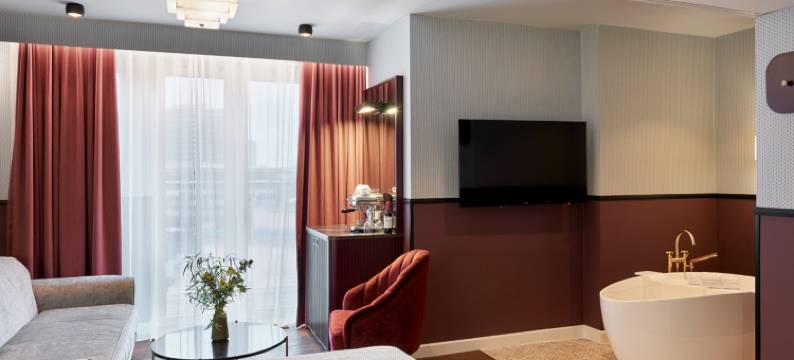 宽广酒店(Wide Hotel)图片