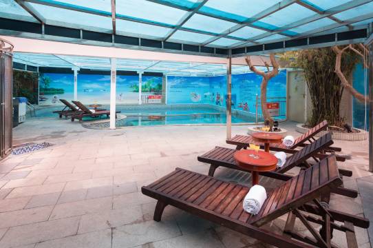 海口鑫源温泉大酒店(骑楼老街日月广场免税店)图片