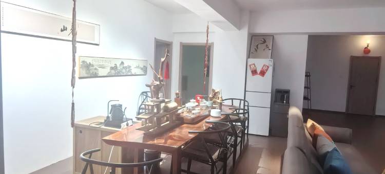 就进山屿民宿(西安钟楼北大街地铁站店)图片