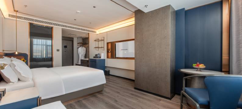 美豪R酒店(德令哈海子诗歌陈列馆店)图片