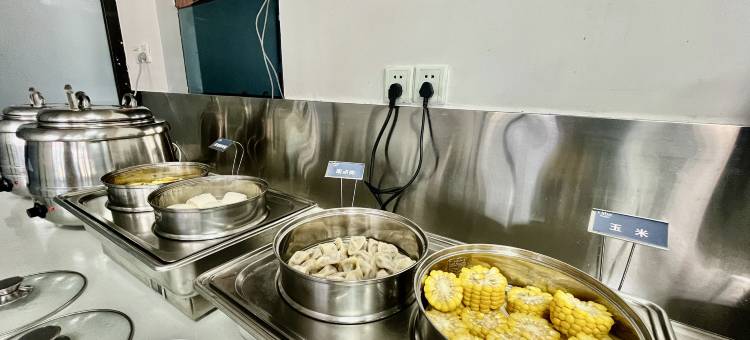 柏纳酒店(柳州城中万达窑埠古镇店)图片