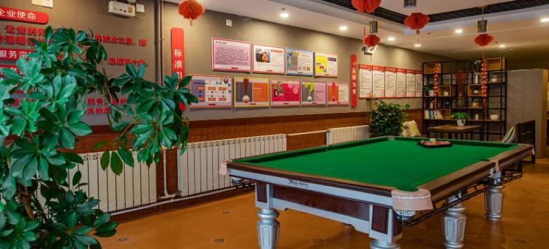 鑫龙假日酒店(黄岛金沙滩旅游度假区井冈山路地铁站店)图片