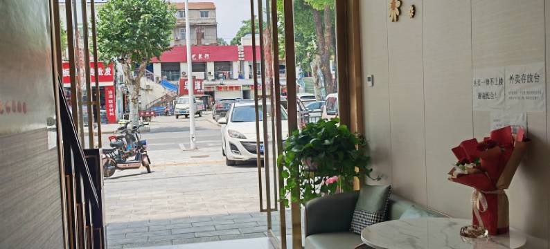 武汉恒鑫宾馆(汉南大道店)图片