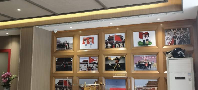 前门观旗宾馆(北京前门地铁站店)图片