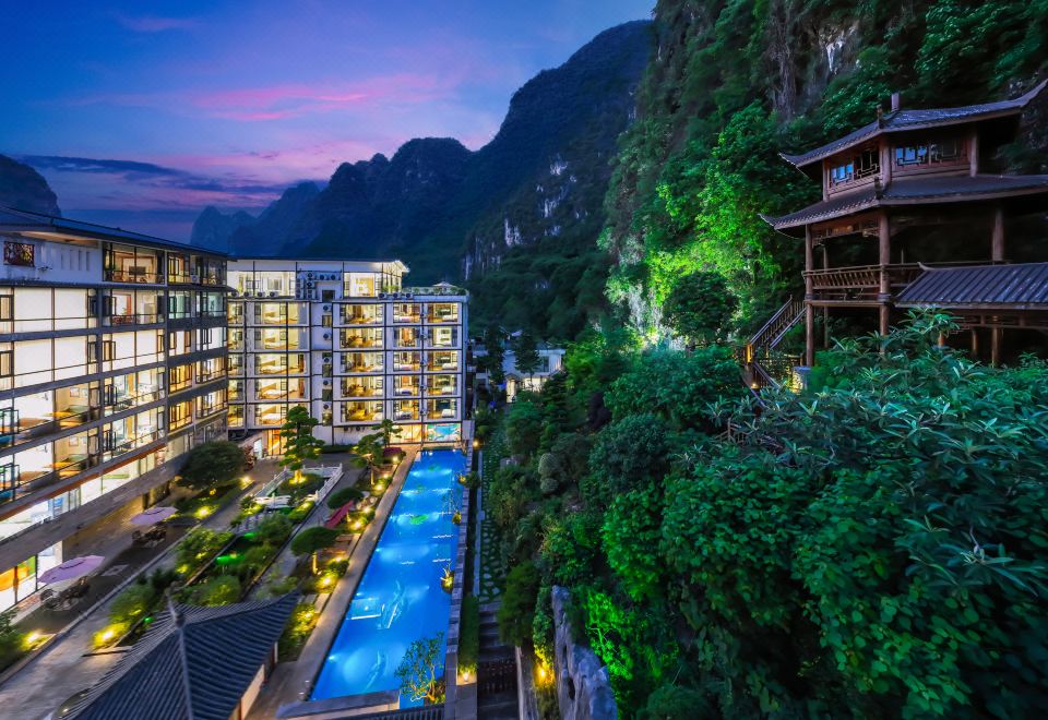 Xianchuang HotelOver view