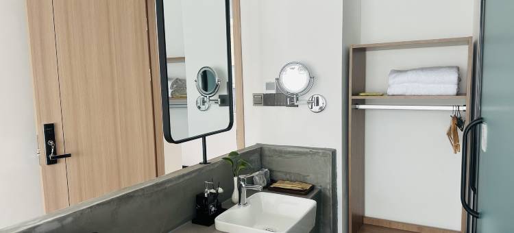 澜舍·溪岸客栈(公交总站店)图片