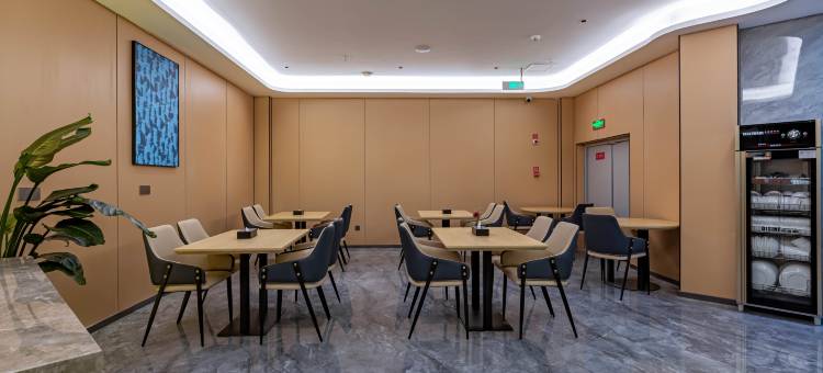 瑞斯电竞酒店(大足香国公园店)图片