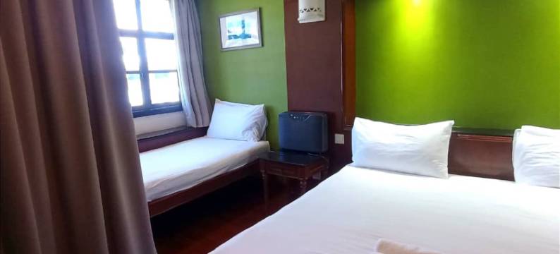 Alpine LXPD Water Chalet图片