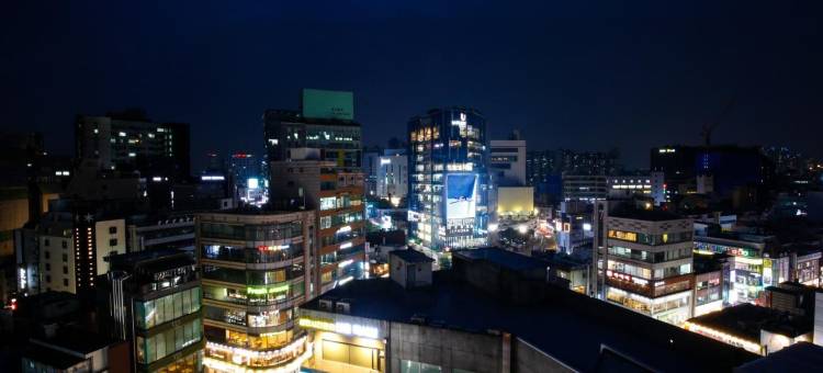 24号旅馆新村大道店(24 Guesthouse Sinchon Avenue)图片