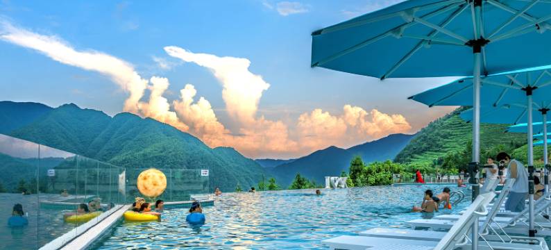 新化世外山居酒店图片