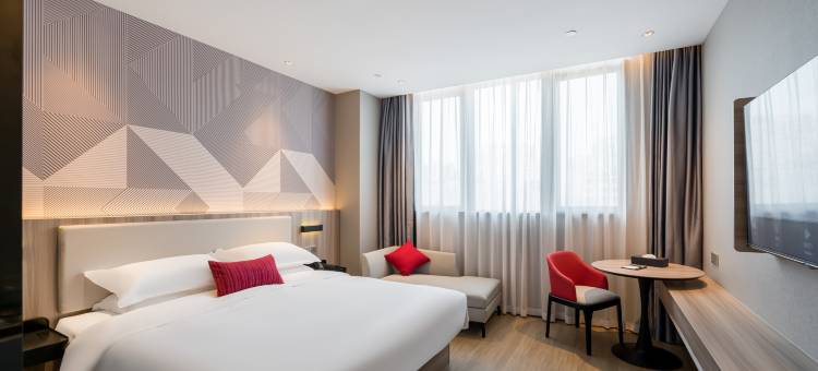 柏曼酒店(上海滴水湖临港万达广场店)图片