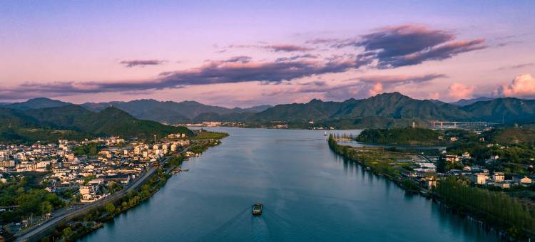 如家睿柏·云酒店(建德梅城古镇店)图片