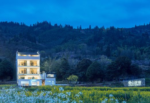 婺源·寻山茶宿意式设计师美宿（篁岭度假区店）外景图