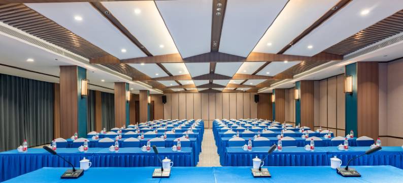 新航大厦(济南山东师范大学泉城广场店)图片