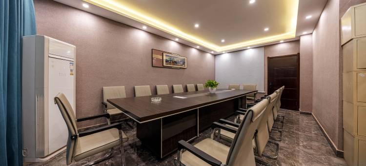 克拉玛依乌尔禾丽呈睿轩酒店图片