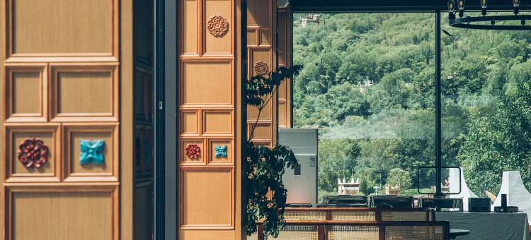 光与林PeeKaboo悬崖私汤酒店图片
