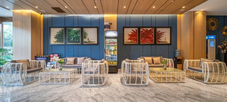 乐澜精致酒店(荥阳高铁西站店)图片