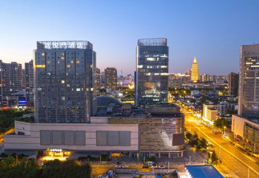 喜悦门酒店（常州万象城清凉寺地铁站店）外景图