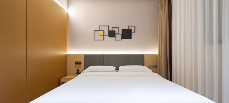 如家睿柏·云酒店(武汉东西湖五环体育中心店)图片