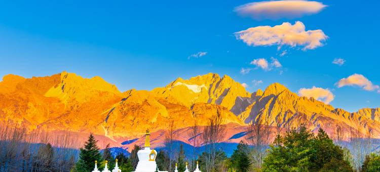 东巴谷丨日照金山·森林秘境·星空木屋度假酒店图片