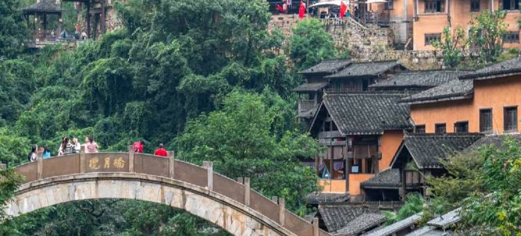 梦仙河畔·270°观山景汤泉度假美宿(望仙谷景区店)图片