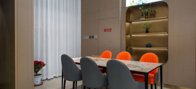 白玉兰酒店(大连北站店)图片