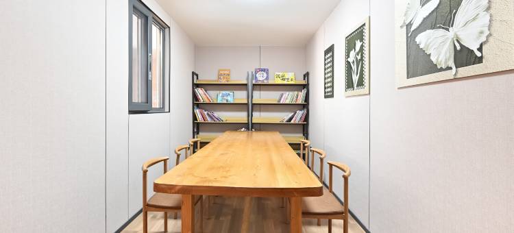 米家青年HOSTEL(北京酒仙桥798艺术区店)图片