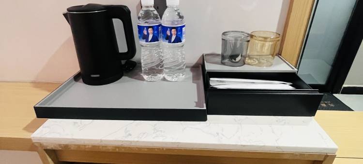 礼遇酒店(黄金大厦店)图片