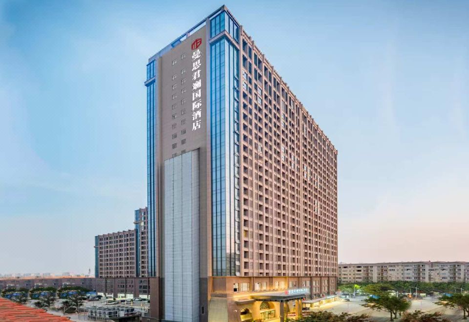赣州曼思君澜国际酒店外景图