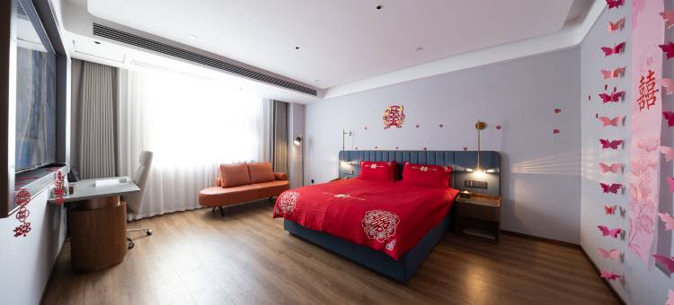 御鼎蓝庭国际酒店(清丰美士嘉广场店)图片