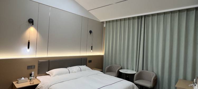 怡合宾馆(新乡河师大万达店)图片