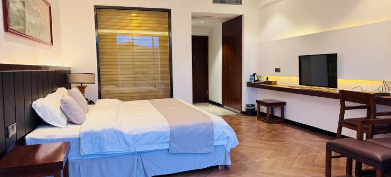 兴安依山伴水大酒店图片