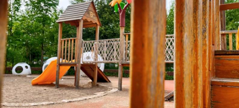 国信温泉酒店(二道白河长白山高铁站店)图片