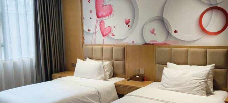 首座云居酒店(渠县财富中心賨人里店)图片