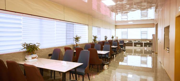 都市花园酒店(威宁五里岗店)图片