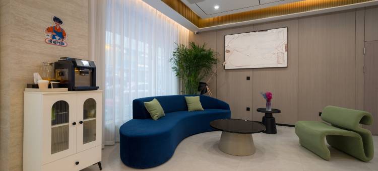 艾扉酒店(乌鲁木齐国际大巴扎人民电影院店)图片